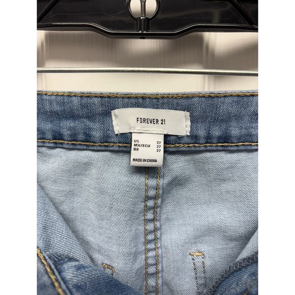 Forever 21 Light Wash Flare Jeans, High Rise, Split Rough Hem, Women's Size 27 - Picture 2 of 5